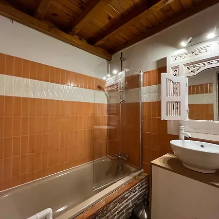 Charmante Maisonnette T2 Bis A Arcachon, Proche Plage Et Centre, Avec Cour/prevu Pour 6 Pers. - Fr-1-319-564