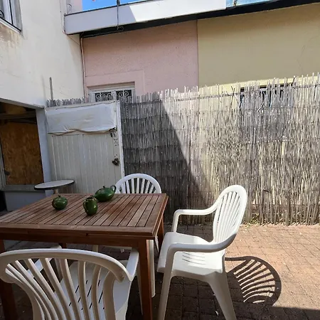 Feriehus Charmante Maisonnette T2 Bis A Arcachon, Proche Plage Et Centre, Avec Cour/prevu Pour 6 Pers. - Fr-1-319-564 *